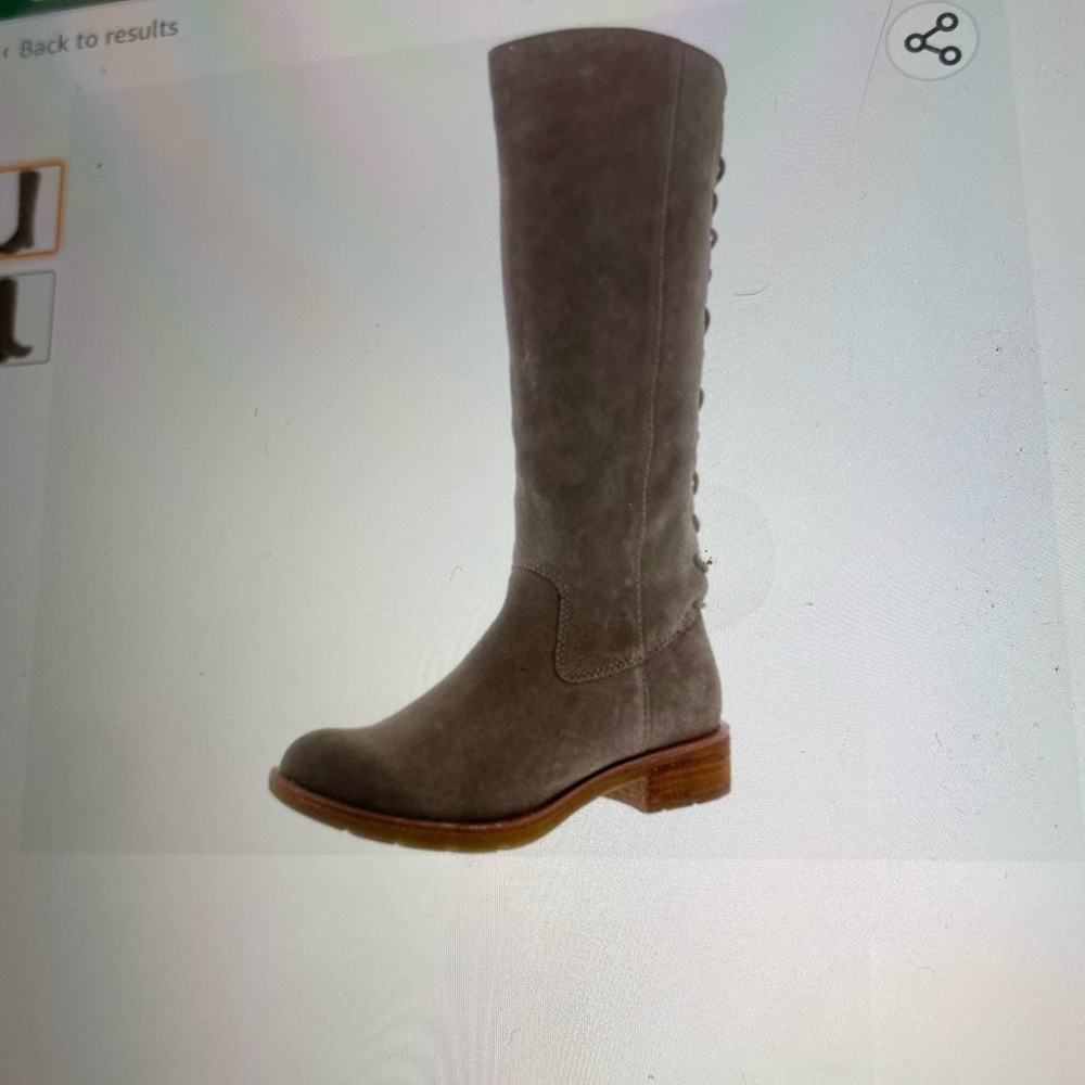 Women Sofft boots size 8.5 M worn once excellent condition